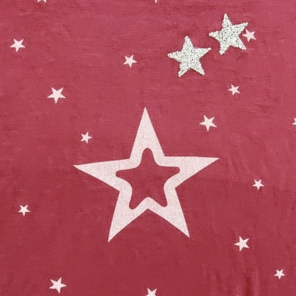 🚨🚨3/$25 SALE🚨🚨•ONLY 1 LEFT!•Burgundy sweater w/star motif•NWT - Picture 7 of 10